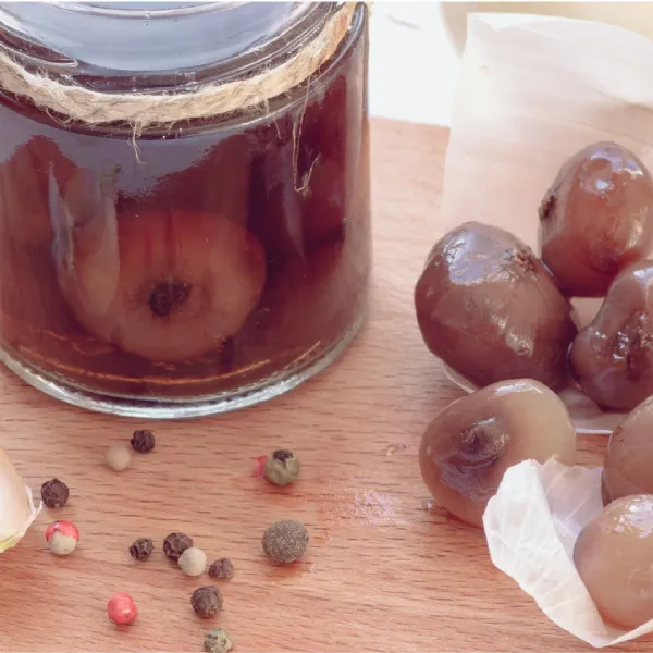 Pickled Onions in Balsamic Vinegar recipe - a great hamper gift at Rosie's Preserving School UK