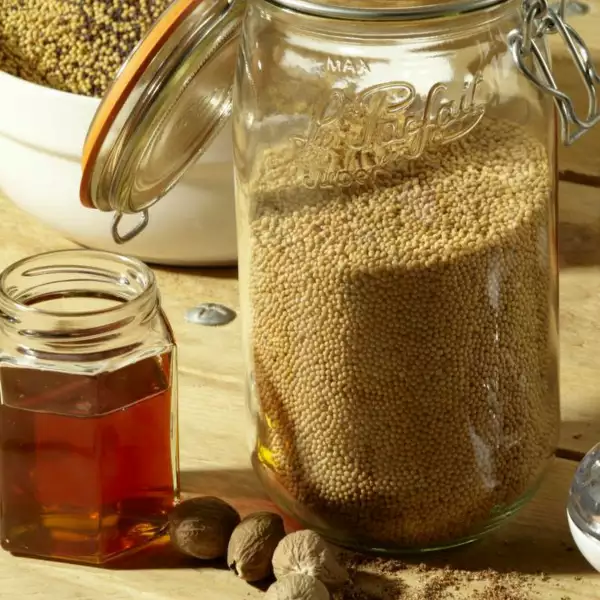 Wholegrain Mustard with Beer - a miracle of preservation