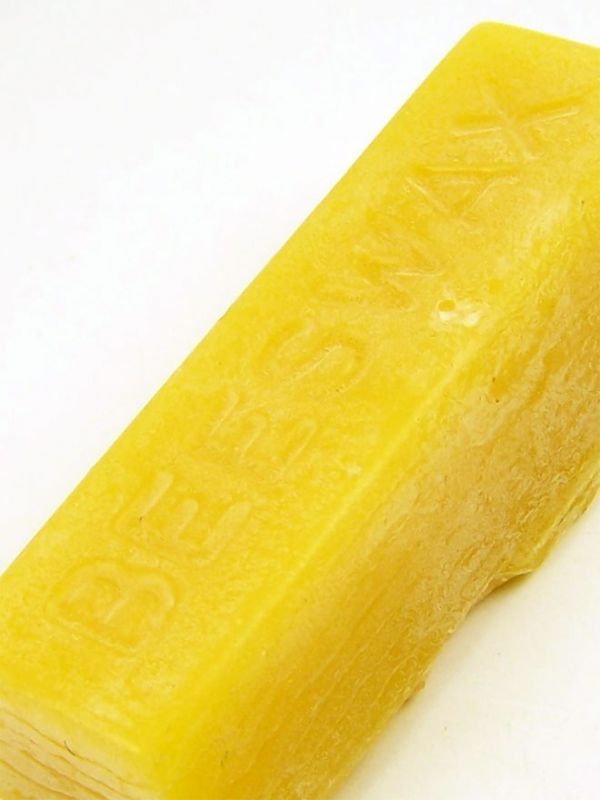 Beeswax 30g Ingredients Buy online from Love Jars